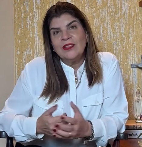 Prefeita de Itapeva retorna ao cargo e exonera equipe nomeada pelo vice-prefeito